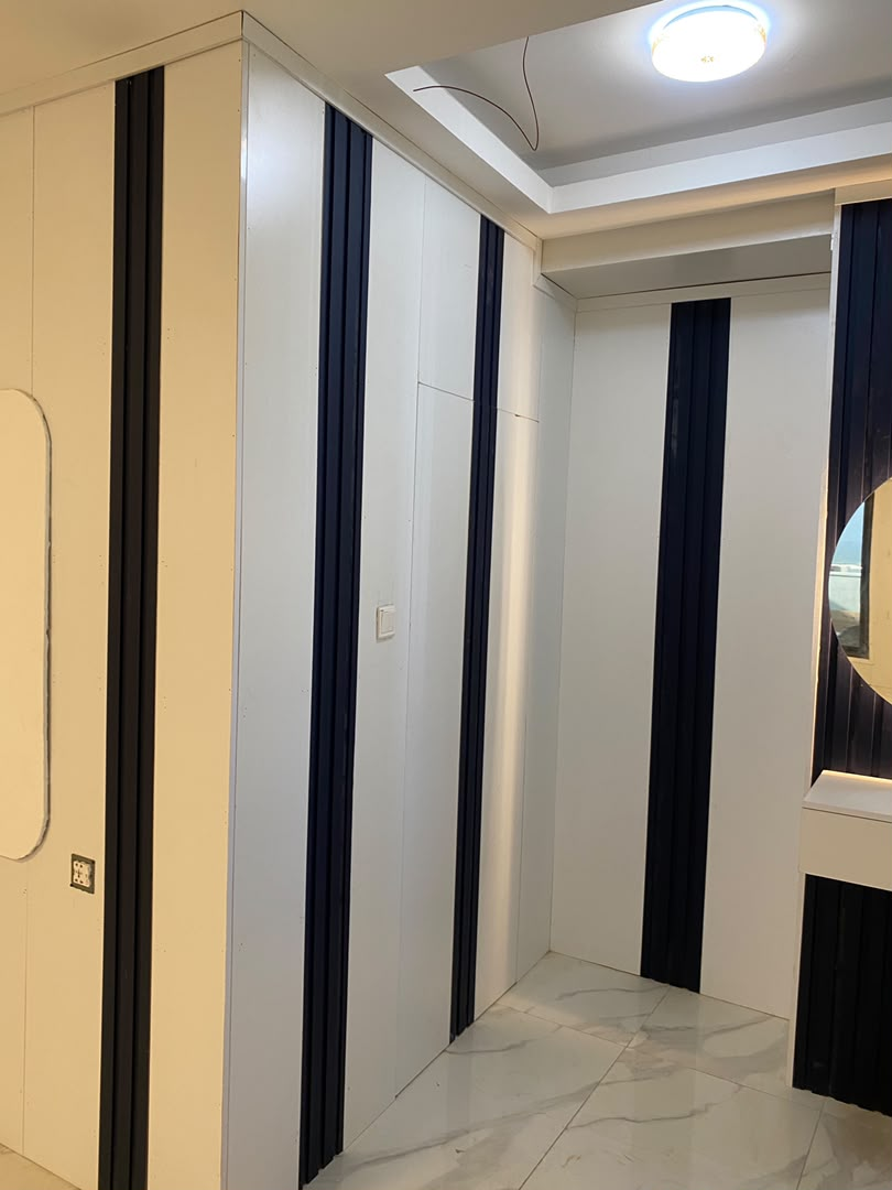 Hilaal wall panel