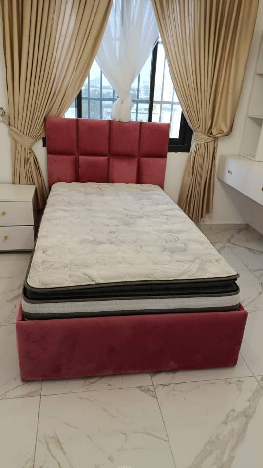 Hilaal bedroom