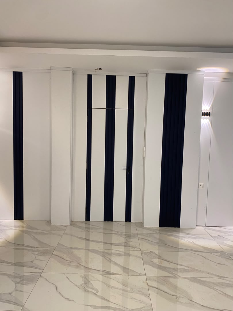 Hilaal wall design
